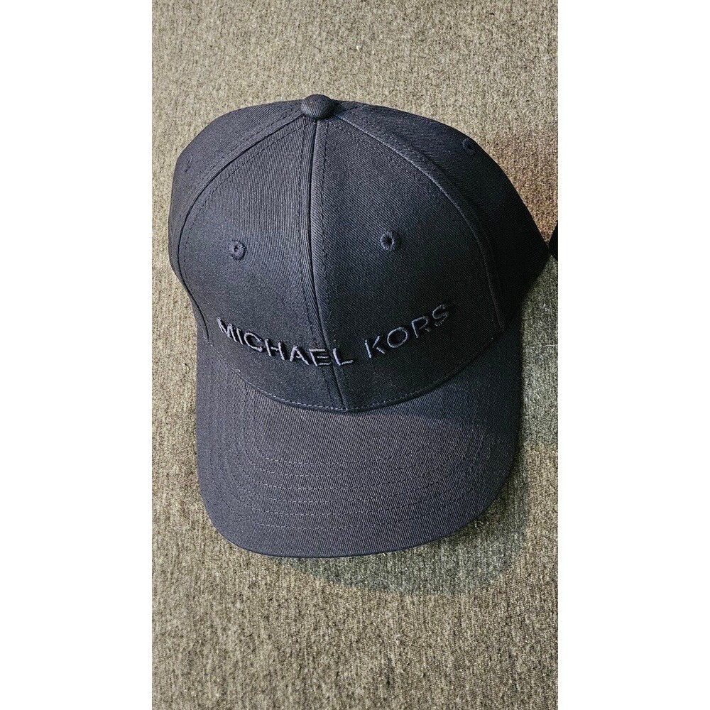 Michael kors hat